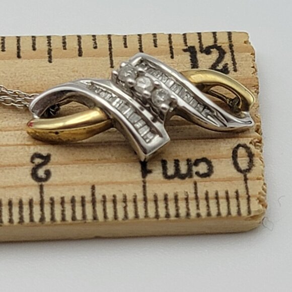 Vtg. JWBR 10K Yellow And White Gold Diamond Infinity Pendant Necklace 18" Signed - Picture 12 of 12